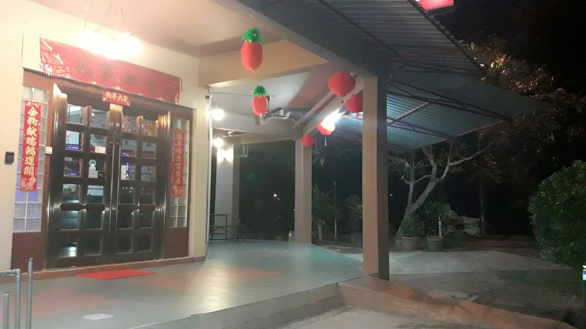 ספאנג Hotel 126 מראה חיצוני תמונה